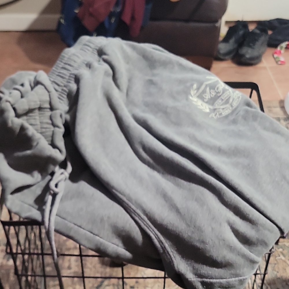 Gray Abercrombie & Fitch Sweatpants